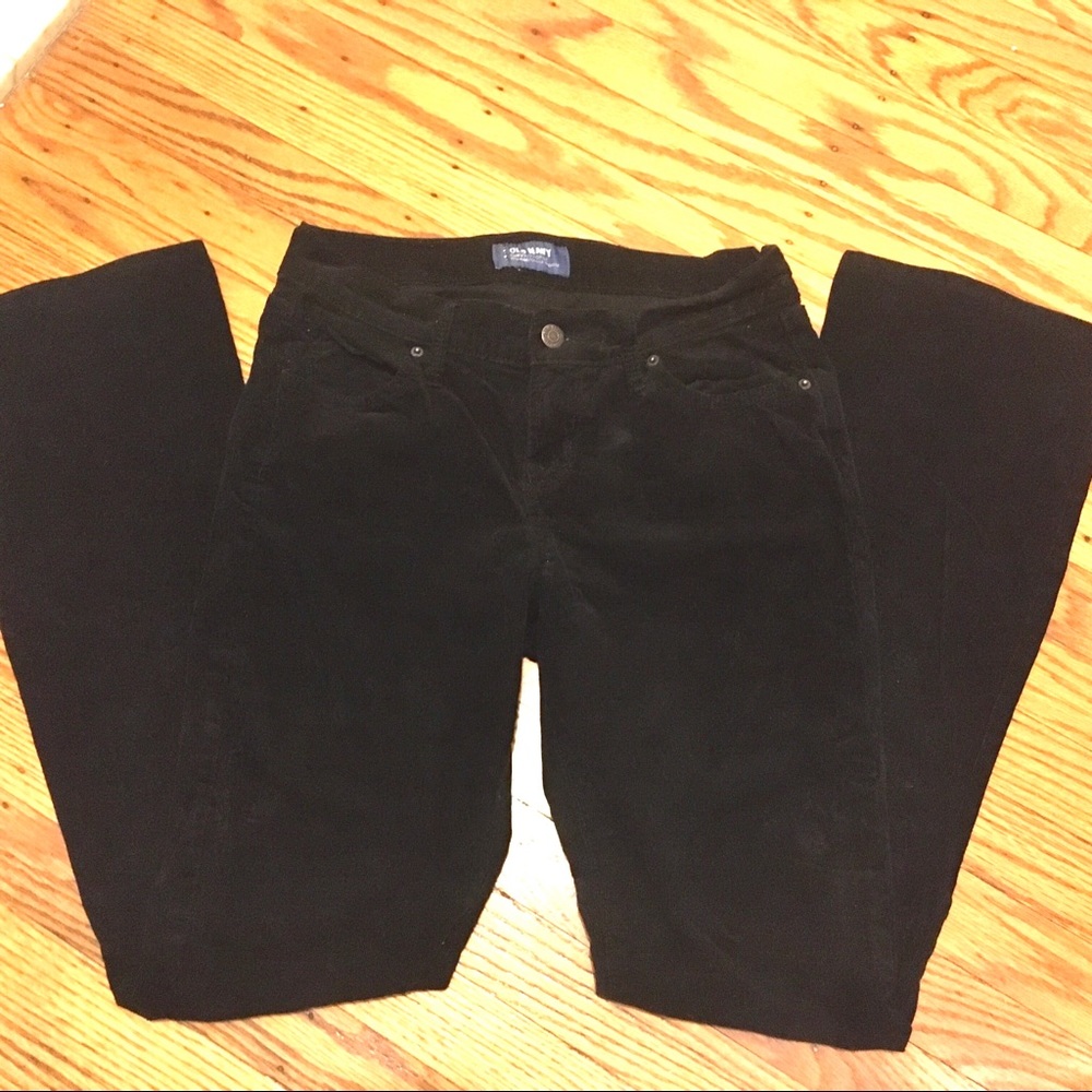 Black curvy cordoroy pants